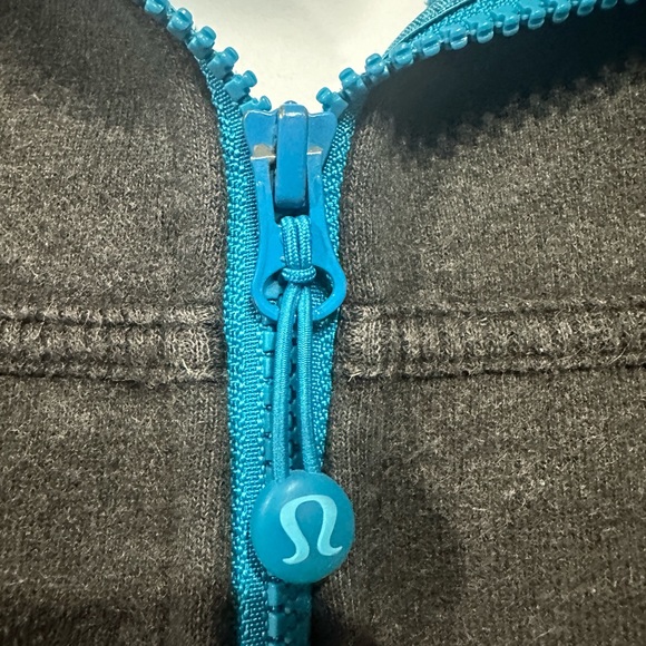 Lululemon grey/turquoise scuba hoodie size 4 - Picture 2 of 6